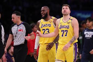 队记：东契奇和詹姆斯身边人士对这次湖人易主感到兴奋