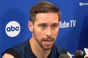 麦康纳：卡莱尔让我们可以尽情发挥 我就是做好自己的本职工作