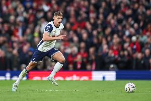 热刺本赛季英超已经有6名不同的球员破门进球，仅次于利物浦的7人