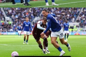 格拉利什社媒：很遗憾没能拿下3分，但我们表现依然出色