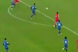 解说员怒赞高准翼：德布劳内式传球啊！